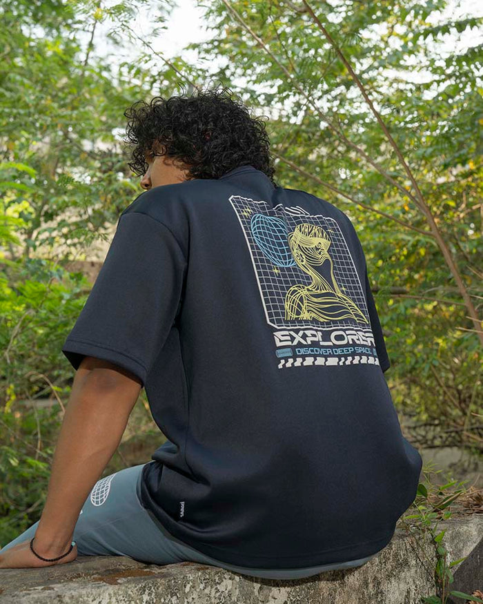SAVAGE OVERSIZED GRAPHIC T - SHIRT