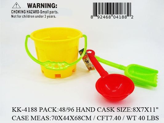 11X8X7"BEACH BUCKET+2 SAND TOOLS
