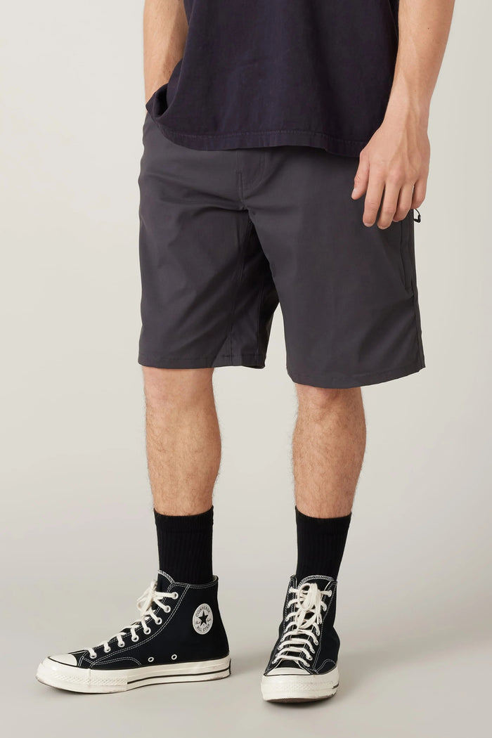686 EVERYWHERE HYBRID RELAXED FIT MENS SHORT