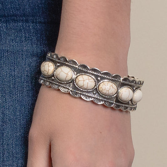 74809 - Squash Blossom Bracelet - Ivory & Silver