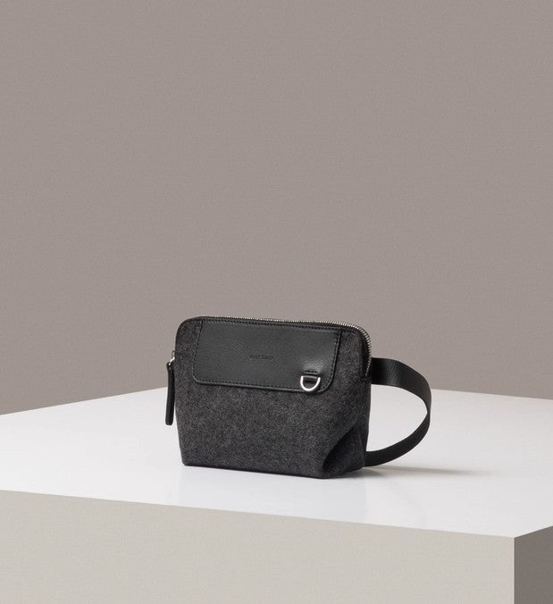 Bedford Merino Wool Belt Bag in Charcoal