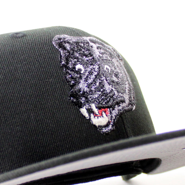 Boston Bruins 80TH Season New Era 59Fifty Fitted Hat (Black Gray Under brim)