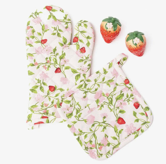 Botanical Berry Oven Mitt Set