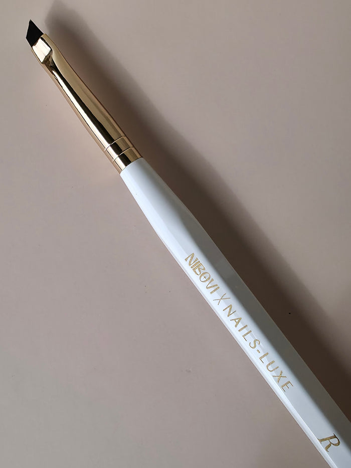 BRUSH R NIBOVI x NAILS-LUXE