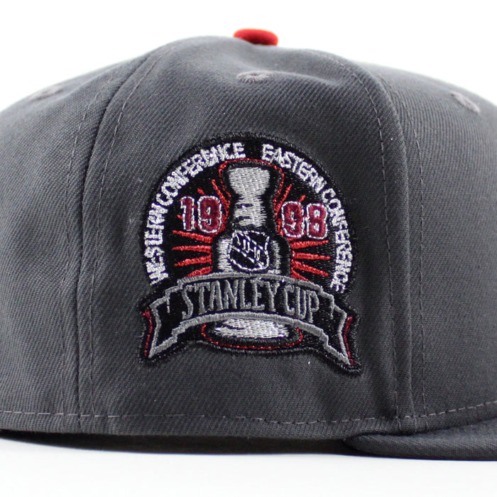Chicago Blackhawks 1998 Stanley Cup New Era 59Fifty Fitted Hat (Dark Graphite Gray Under brim)