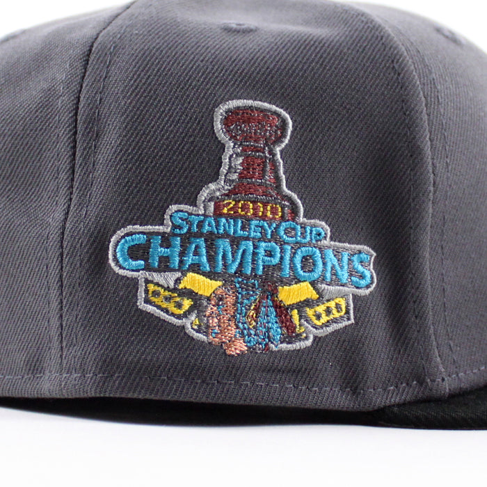 Chicago Blackhawks 2010 Stanley Cup Champions New Era 59Fifty Fitted Hat (Graphite Black Gray Under brim)