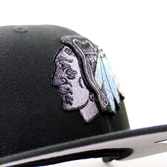 Chicago Blackhawks Black Hawks Logo New Era 59Fifty Fitted Hat (Black Sky Blue Under brim)