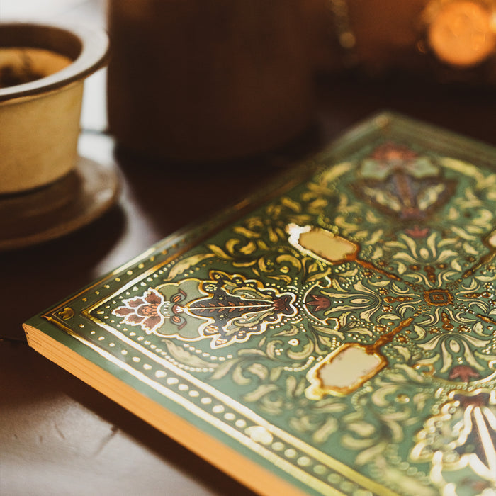 Colouring Book for Adults : Garden of Joy
