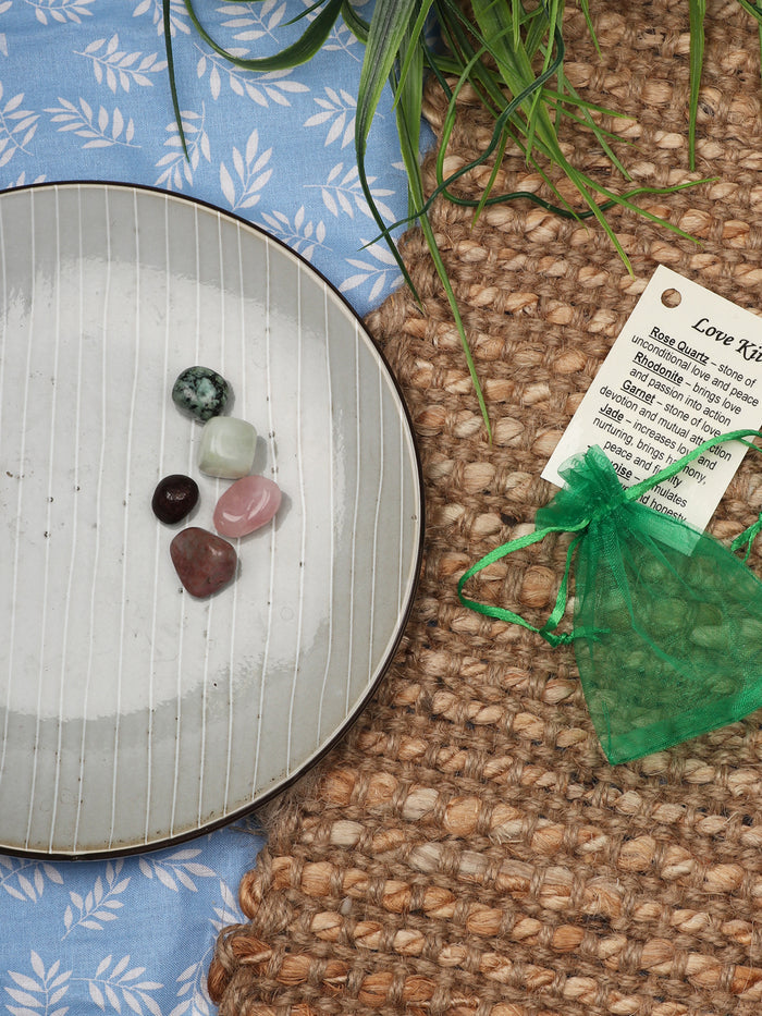 Crystal Healing Kit | Love-Image 1