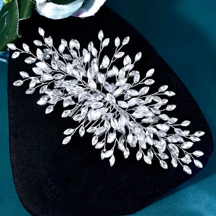 Elegant Crystal Bridal Hair Comb – Modern Wedding Hair Accessory