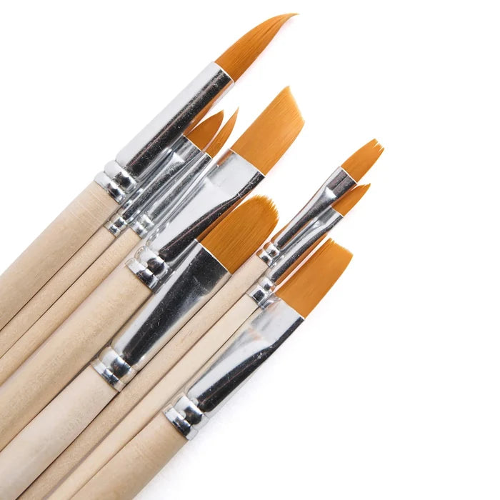 Close up of 8 paintbrush tips