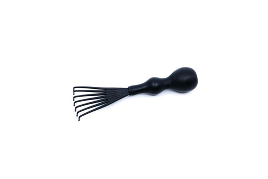 Fan Palm Brush Cleaner Bij Care For Hair