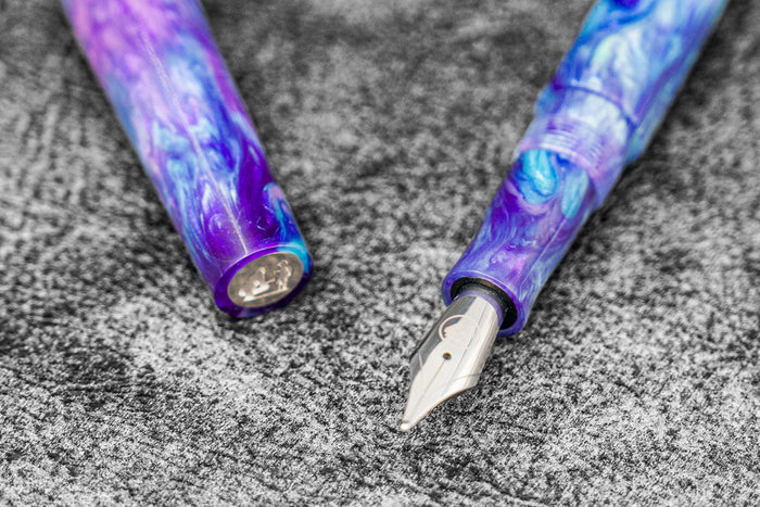 Galen X Studyo Agackakan - Fountain Pen V1 - Plum Abolone