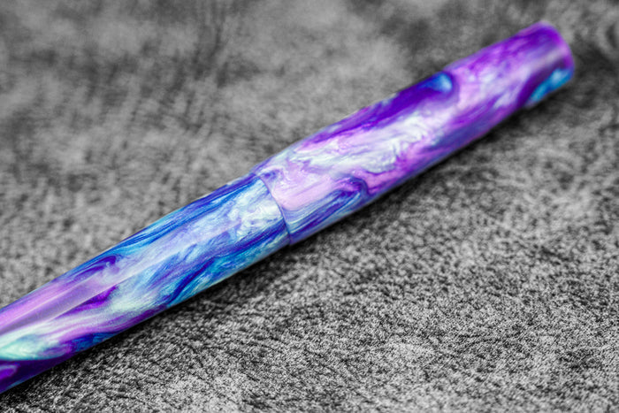 Galen X Studyo Agackakan - Fountain Pen V1 - Plum Abolone