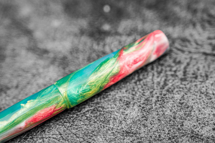 Galen X Studyo Agackakan - Fountain Pen V1 - Water Lily Light