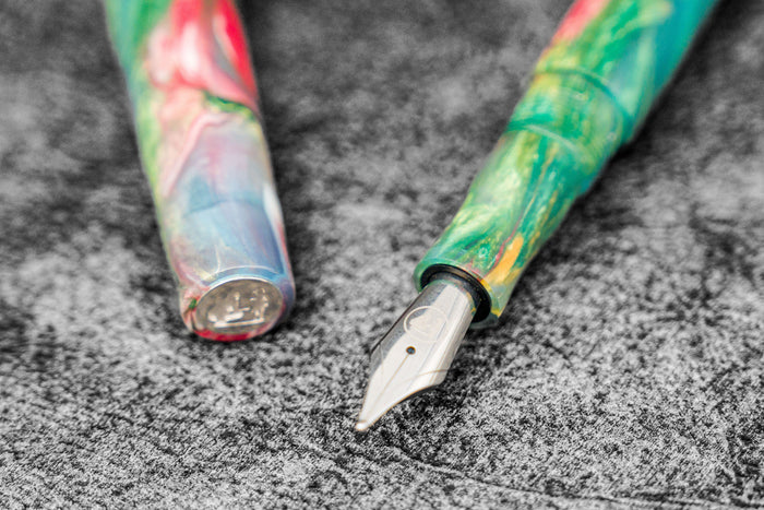Galen X Studyo Agackakan - Fountain Pen V1 - Water Lily Light