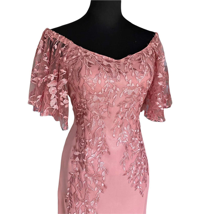 Premium Pink Lace Dress Front Details