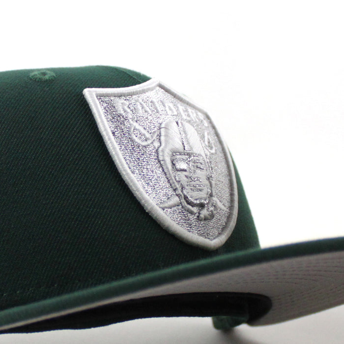Las Vegas Raiders 60th anniversary New Era 59Fifty Fitted Hat (Green Gray Under Brim)