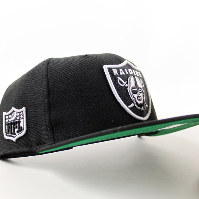 Las Vegas Raiders NFL Shield New Era 9Fifty Snapback Hat (BLACK Green Under Brim)