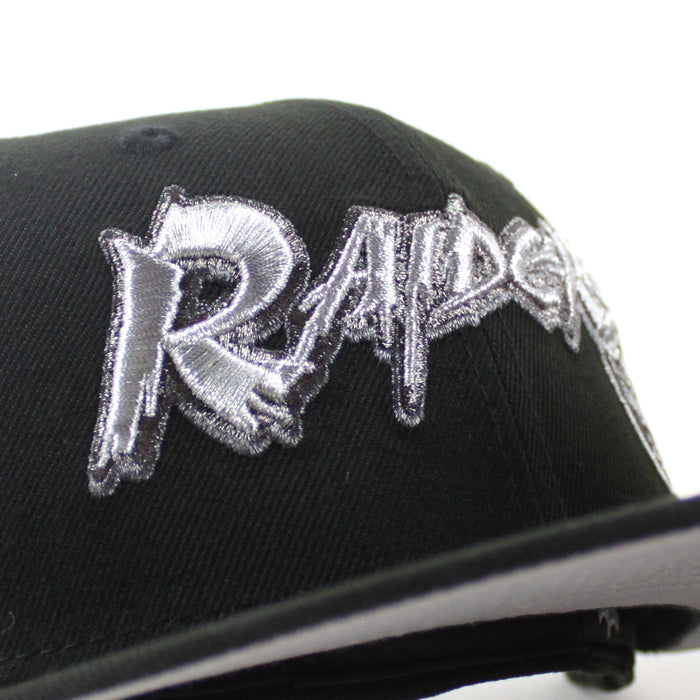 Las Vegas Raiders Pirate Patch New Era 59Fifty Fitted Hat (Black Gray Under Brim)
