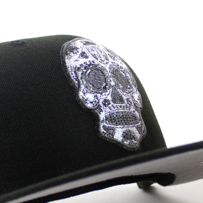 Las Vegas Raiders Skull Logo New Era 59Fifty Fitted Hat (Black Gray Under Brim)