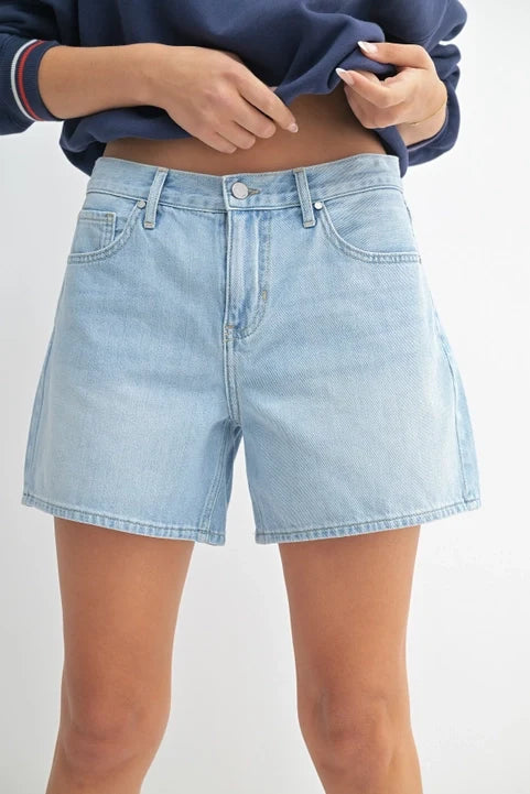 Lightweight Short