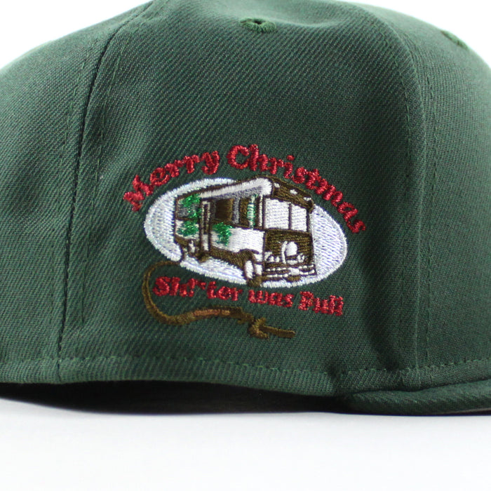 National Lampoon's Christmas Vacation 1989 New Era 59Fifty Fitted Hat (Pine Green Gray Under Brim)