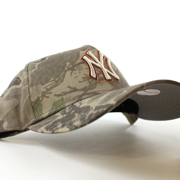 New York Yankees LEAF Camo New Era 9FORTY AF Snapback Hat (Leaf Camo Gray Under Brim)