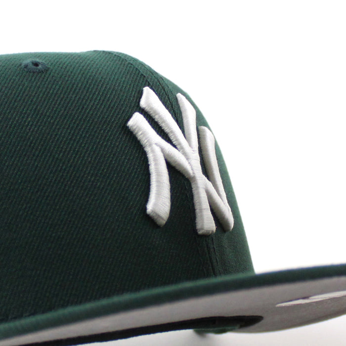 New York Yankees Prospect Park (Brooklyn) New Era 59Fifty Fitted Hat (Dark Green Gray Under Brim)