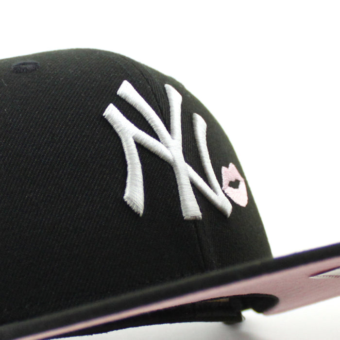 New York Yankees x Lips 2003 World Series New Era 59Fifty Fitted Hat (Black Pink Under Brim)