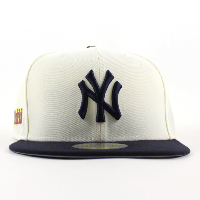 New York Yankees x SEINFELD New Era 59Fifty Fitted Hat (Chrome White Navy Gray Under Brim)