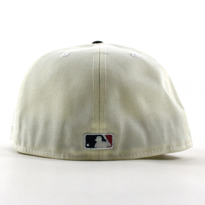 New York Yankees x SEINFELD New Era 59Fifty Fitted Hat (Chrome White Navy Gray Under Brim)