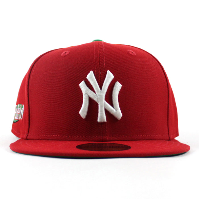 New York Yankees x SEINFELD New Era 59Fifty Fitted Hat (Scarlet Red Green Under Brim)