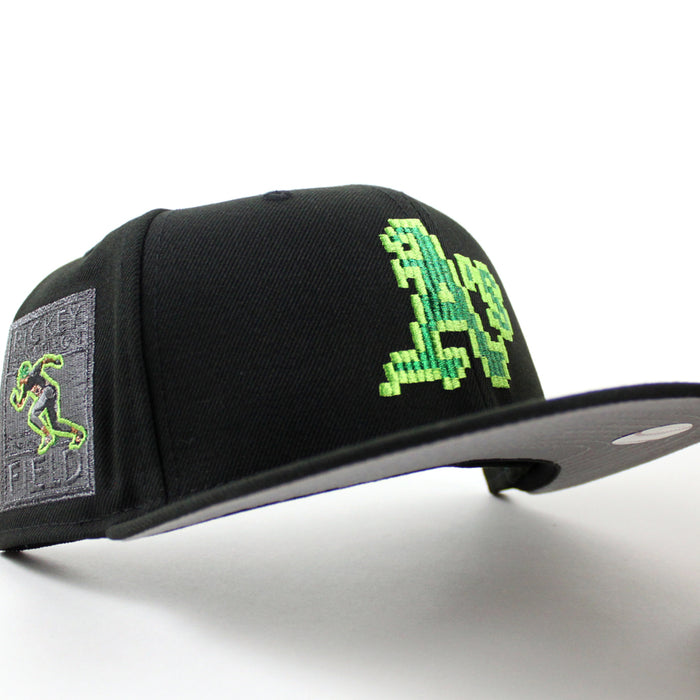 Oakland Athletics Ricky Henderson New Era 59Fifty Fitted Hat (Black Gray Under Brim)