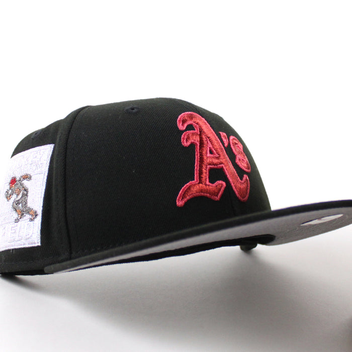 Oakland Athletics Ricky Henderson New Era 59Fifty Fitted Hat (Black Gray Under Brim)