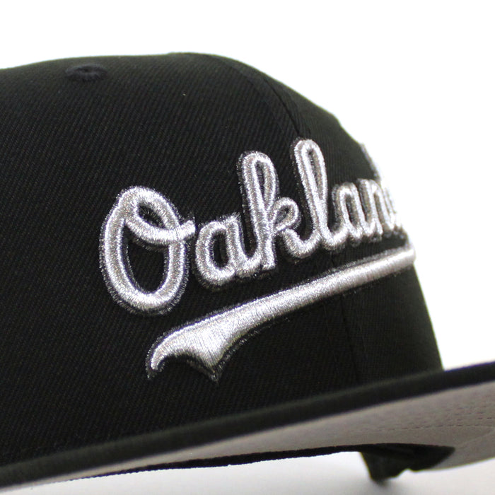 Oakland Athletics Ricky Henderson New Era 59Fifty Fitted Hat (Black Gray Under Brim)