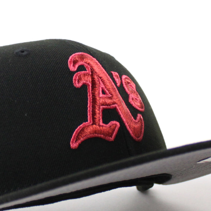 Oakland Athletics Ricky Henderson New Era 59Fifty Fitted Hat (Black Gray Under Brim)