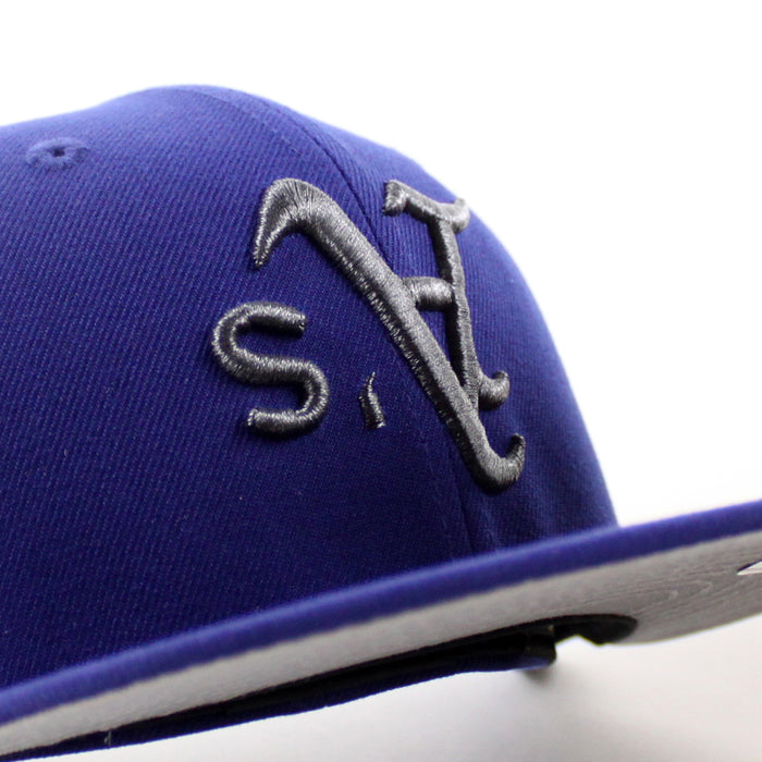 Oakland Athletics Ricky Henderson New Era 59Fifty Fitted Hat (Dark Royal Blue Gray Under Brim)
