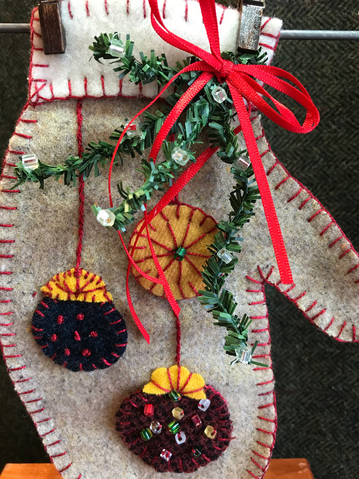 Ornaments Mitten kit
