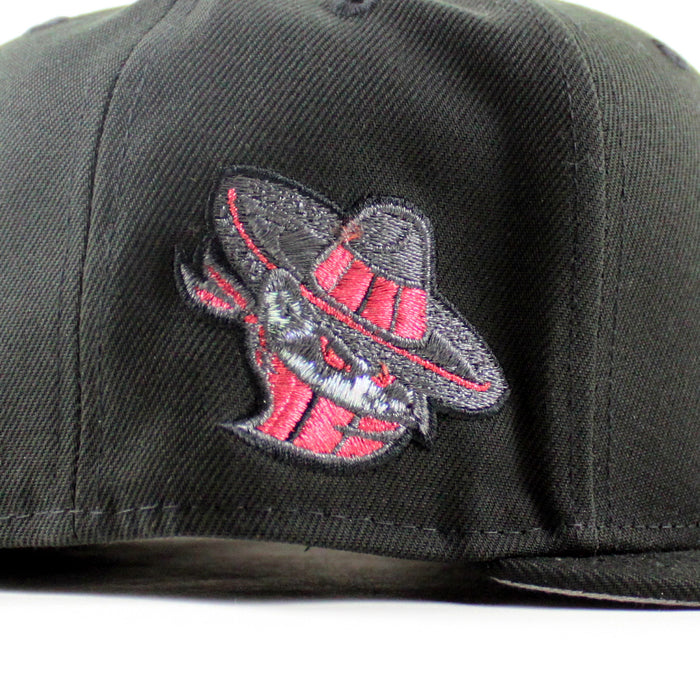 Quad Cities River Bandits Bandits Patch New Era 59Fifty Fitted Hat (Black Gray Under Brim)