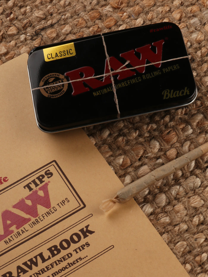 RAW Black Stash Tin | One Colour-Image 1