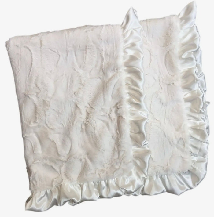 Rockin Royalty Ivory Luxe Cuddle Blanket