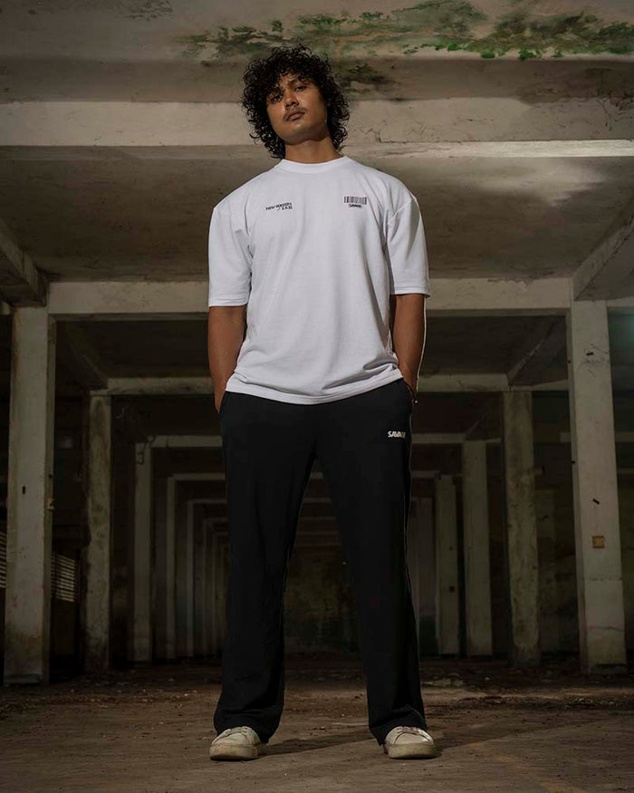 SAVAGE OVERSIZED GRAPHIC T - SHIRT