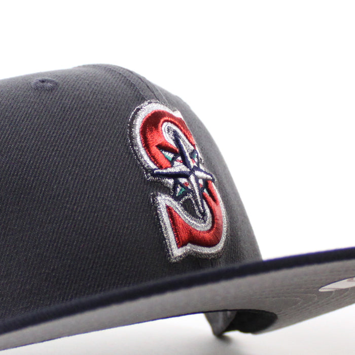 Seattle Mariners x GONZAGA BULLDOGS New Era 59Fifty Fitted Hat (Graphite Gray Navy Gray Under Brim)