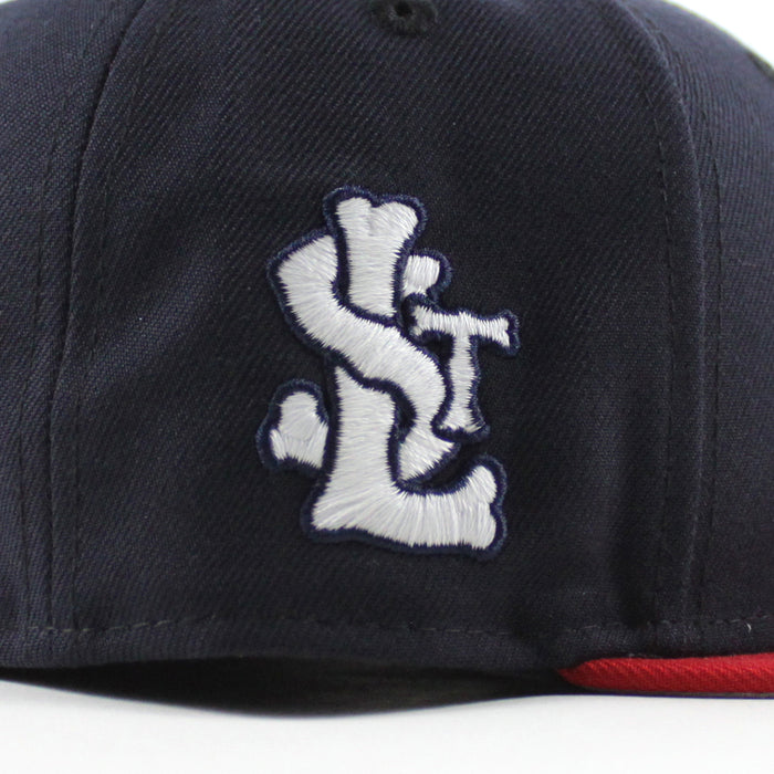 St. Louis Cardinals The Lou STL Patch New Era 59Fifty Fitted Hat (Navy Scarlet Red Gray Under Brim)