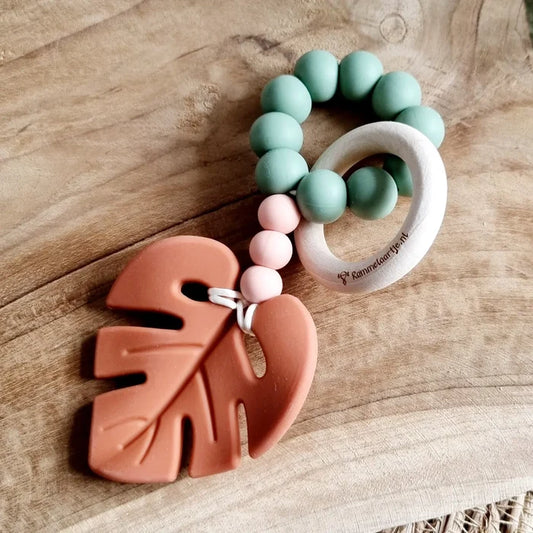 Teether Ring - Leaf - Cognac/Nude/Sage