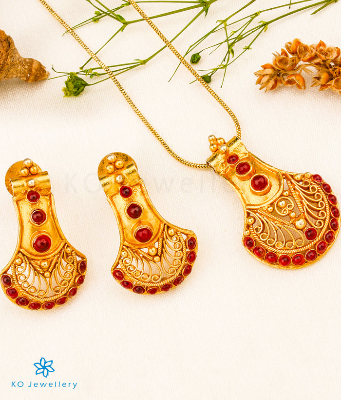 The Kanyana Silver Kemp Pendant Set