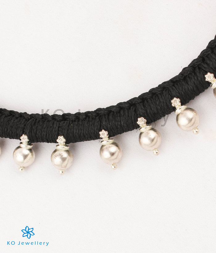 The Payal Silver Necklace (Bright Silver)