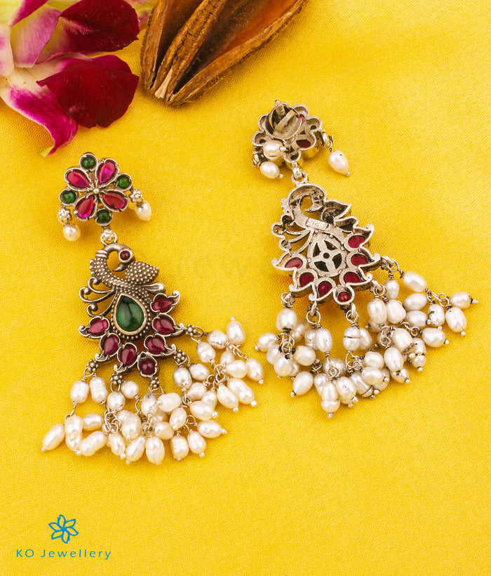 The Rachana Silver Pearl Earrings (Oxidised)