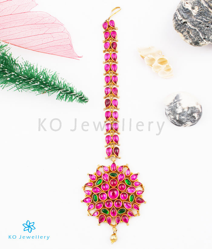 The Vibhusita Silver Kempu Maang-Tikka
